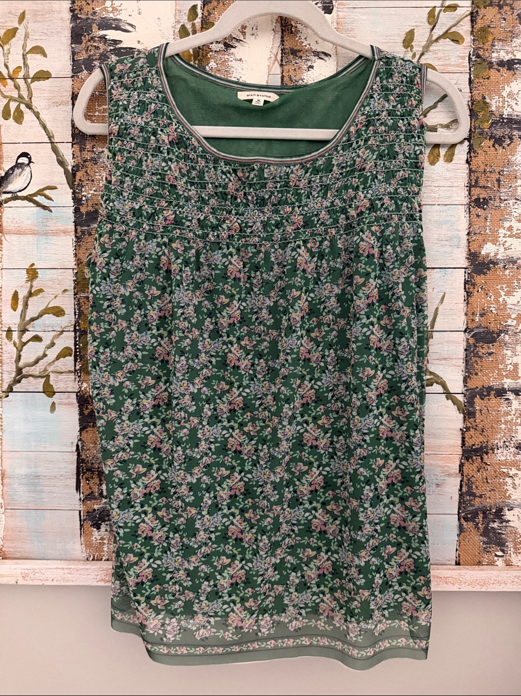 Max Studio Green Sleeveless Mesh Floral Top